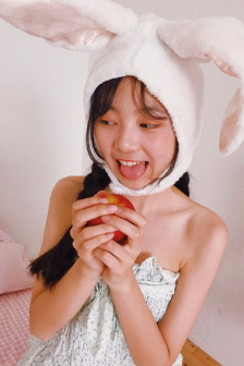 年轻的女教师2在线